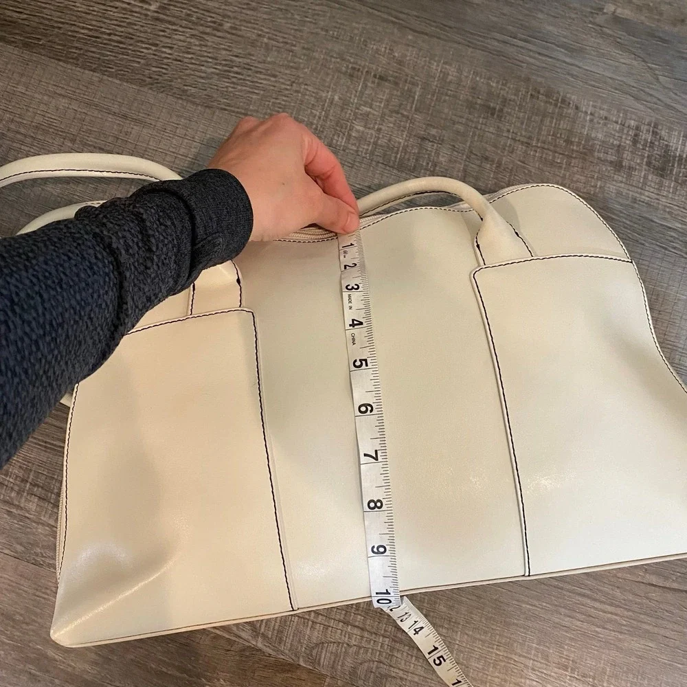 Brand New Wilsons Leather White Bag